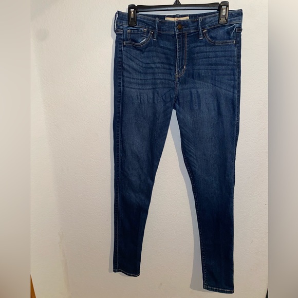 Hollister Denim - Hollister Dark Wash Super Skinny High Rise / Waisted Jeans | Size 9R